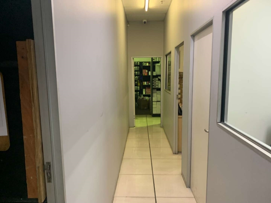 To Let 0 Bedroom Property for Rent in Paarden Eiland Western Cape